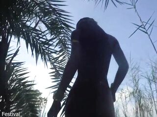 Sexy slender Africn villge gal walking in nature's garb in her villaage probably looking for some wang