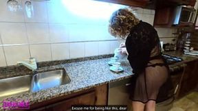 Filling Mom-in-Law&#x2019;s Ass&#x1F351; with Cum While She&#x2019;s Napping