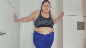 Pee Desperation in tight leggings