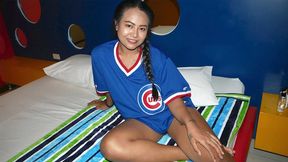 Happy to please this mature Thai lady's carnal desires