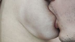 closeup saggy tits with stretch marks 4k
