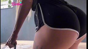 loira gostosa realiza fetiche com dois pauzudos.