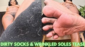 Filfthy Ankles Socks and Ebony Soles ft Queen Ava - A socks fetish scene features ankle socks, ebony feet, wrinkled soles, pedicured toes, pov foot worship, giantess feet, and close ups - 4K MP4