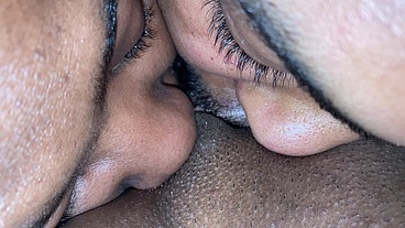 Double Tounge on My clit