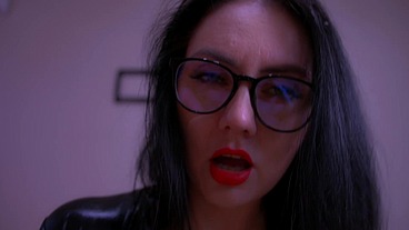 Dissolute slattern pegging her male's and gets cum.