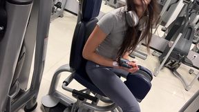 met an athletic girl in the gym and fucked her in the locker room