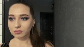 b87 The girl spits on you Do you want the Bertie to spit all over you? ( wmv )