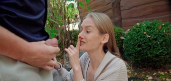 Hot & Horny Teen Seduces Her Tinder Date And Gets Roughly Fucked