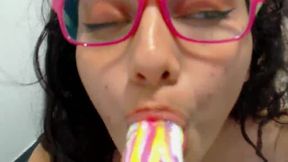 I\'m horny guys, who are encouraged to mess with me \'START SHOW GROUP\'