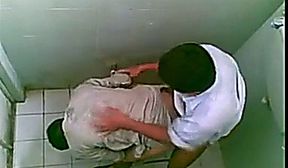Pakistani fuck a Guy in Toilet