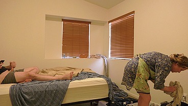 Submissive free use stepmom gives anal to her stepson on demand