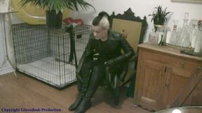 Mistress Amelie vaping in leather MP4 HD (720p) starring Mistress Amelie