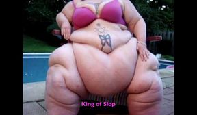 Classic SSBBW With Sloppy Gut Sagging Past Her Knees