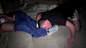626 striaght in gogging suck his friend in discret underground