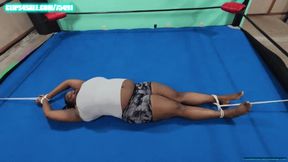 Peyton Tickles Sasha mobile