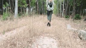 High Heels Forest Walk MP4(1280x720)FHD