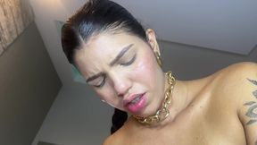 foi no cuspe mesmo sem gel no cuzinho