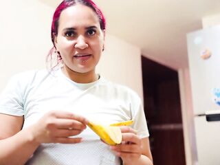 Marvelous redhead at the gym I invite her home and we end up screwing, I cum inside her nice-looking snatch