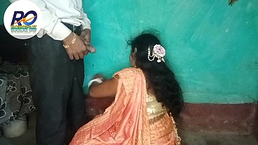 Shadi me shali ko bullakar party me mokka pakar chudai ghori banakar chudai Saree full removing