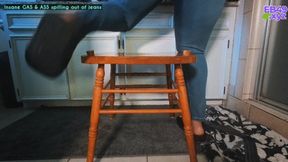 Ebonys Inane Gas and Ass SPILLING Out Of Jeans