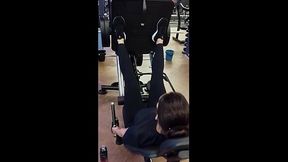 Scorching Brazilian&#x5993;&#x5973; Gets Banged in Gym By Her Personal Trainer Post Workout