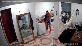 camera escondida flagra foda na cozinha