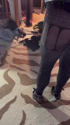 Dancing in Sheerblacksilk w Dee&hearts;️