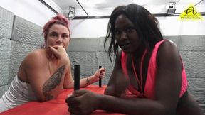 Armwrestling Isabel vs Nairobi