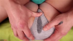 Step Dad Explores Step Daughter's Tight Pussy&#x1F32E;&#xFE0F; with Cum