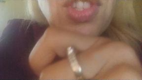 she loves to talk dirty, listen to her
