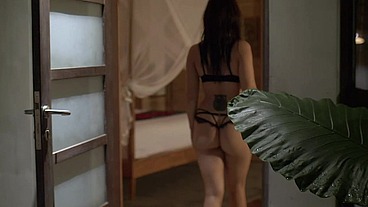 escort Kiara Edwards fucks in bali