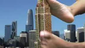 Giantess Gives Building Foot Job  4k