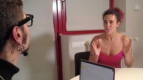 francesca prende lezioni di sottomissione dal coach disabile