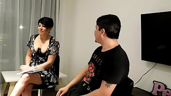 ORGIA-GANGBANG ,la psicologa se coje a todos los pacientes , juntos