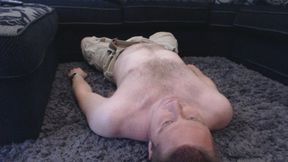 Facesitting loser slave (AVI)