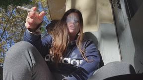 Peaceful Morning Smoke – Just Me, the Street, and My First Drag