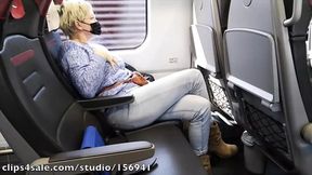 Thighs locked climax&#x1F680; on the train