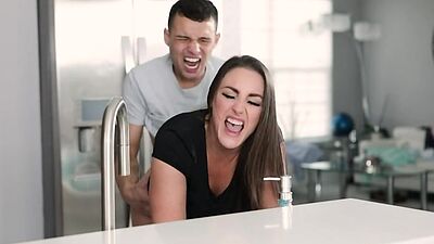 He takes the opportunity to fuck his stepmom