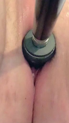 Close-up view of milf creaming all over fuck machine