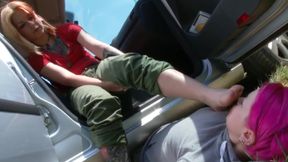 Feetextreme Sweat in Car Worship