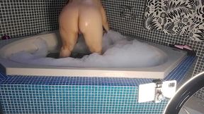vivi guedez goes to the motel to have a good fuck.