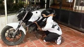 Screaming bunny likes to suck and ride the very slut