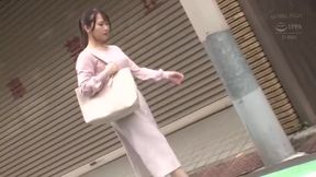 Slurping Brunette&#039;s Tight Asian Snatch, No Holds Barred!