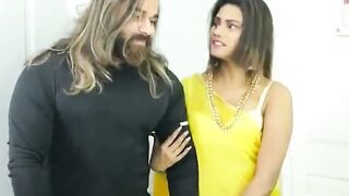 Chhoti Badi Donon Bahanon Ko Ek Sath Mein Choda Boyfriend Ne Sharing Threesome Sex!