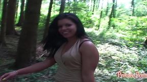 studentin amanda jane im wald geil gefickt