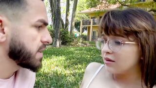 Peter Green takes advantage of her Hottie best friend Honey Hayes when she gotten hit by a stray ball and