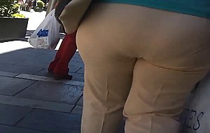 Mature ladies big panties