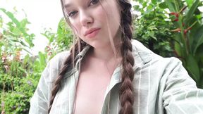 Touching My Pussy in the Garden - I Couldn�t Wait to Cum