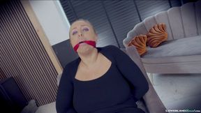Beth - Reporter Caught Before Scoop H265 MP4 4K