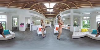 Redhead, Blonde and Brunette fingering competition